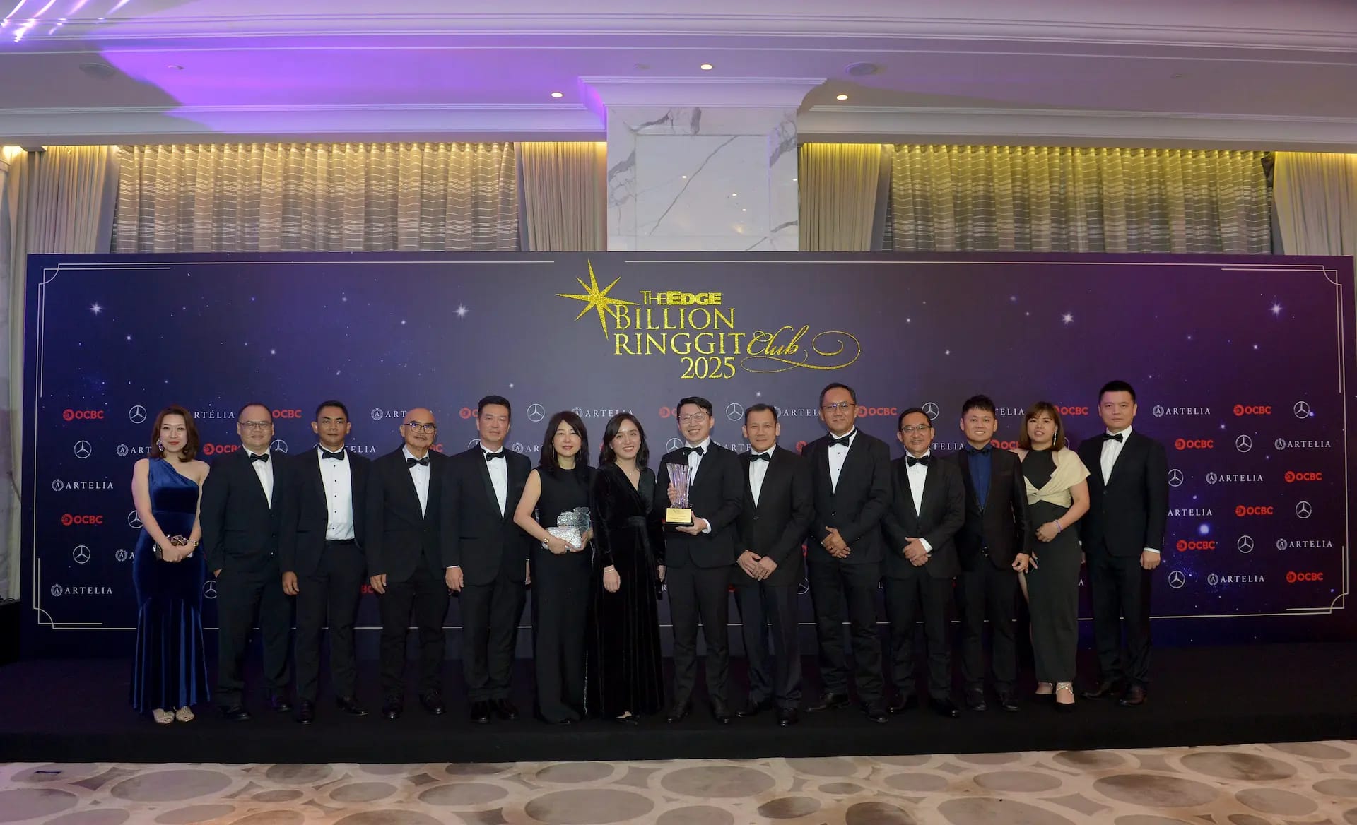 Matrix Concepts Celebrates Recognition at The Edge Billion Ringgit Club 2025, Among Malaysia’s Top Corporate